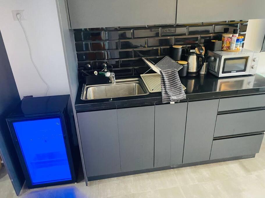 Apartament Lovely Flat In The Center 36 Tel Awiw Zewnętrze zdjęcie